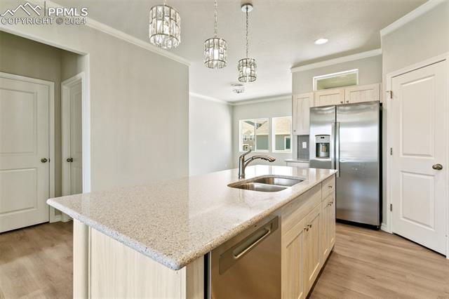 7864 Bone Creek Point