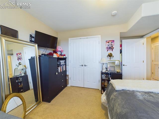 945 Burning Bush Point