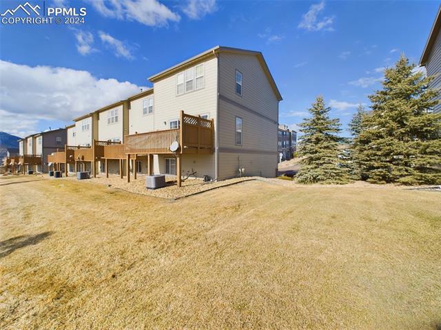 945 Burning Bush Point