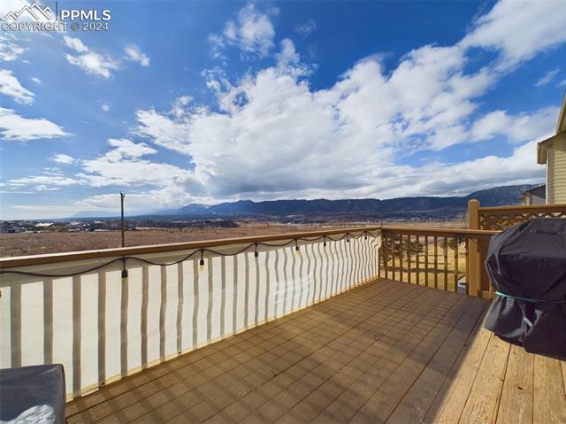 945 Burning Bush Point