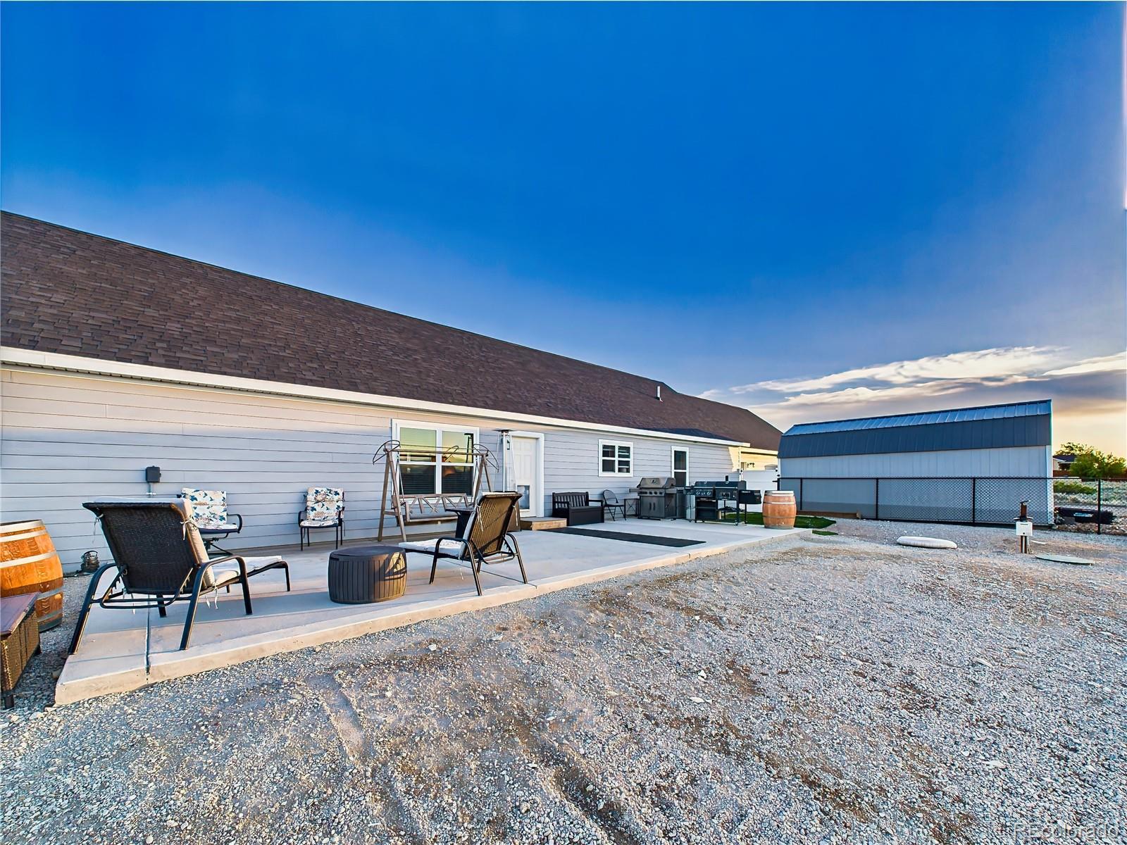 849 E Woodleaf Drive