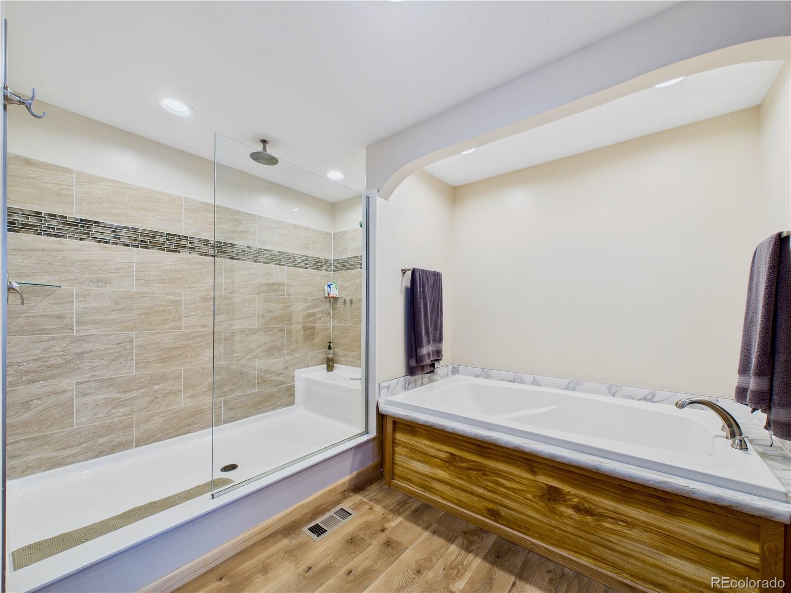 849 E Woodleaf Drive