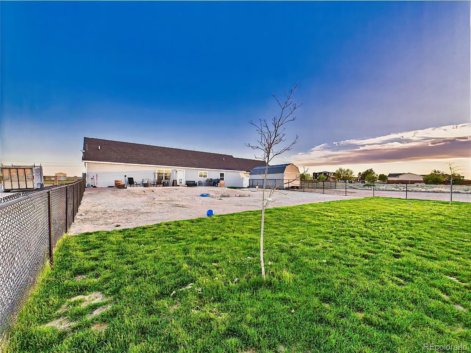 849 E Woodleaf Drive