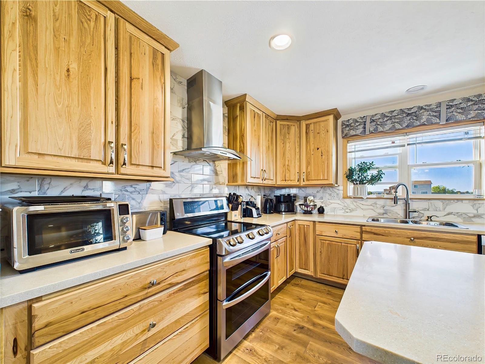 849 E Woodleaf Drive