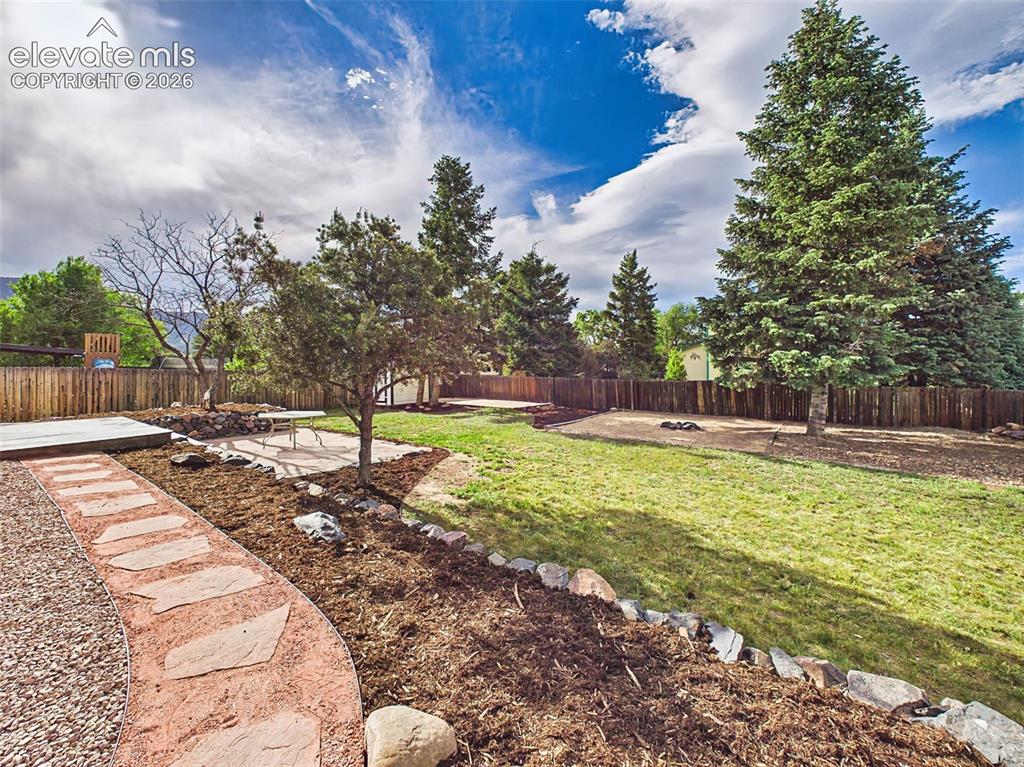 683 Trumbull Lane