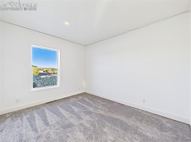 893 S Greenway Avenue