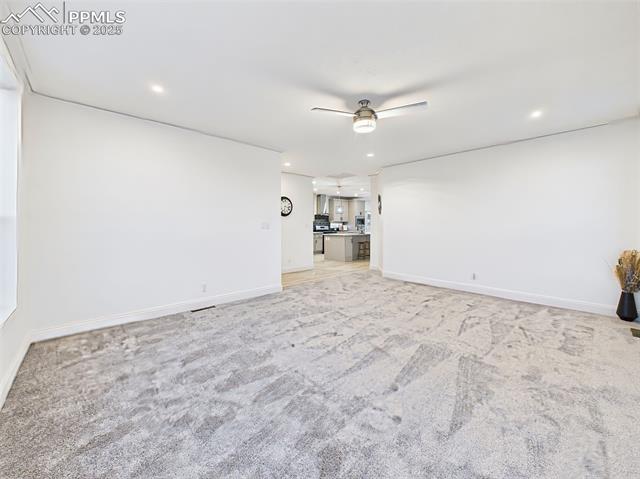 893 S Greenway Avenue