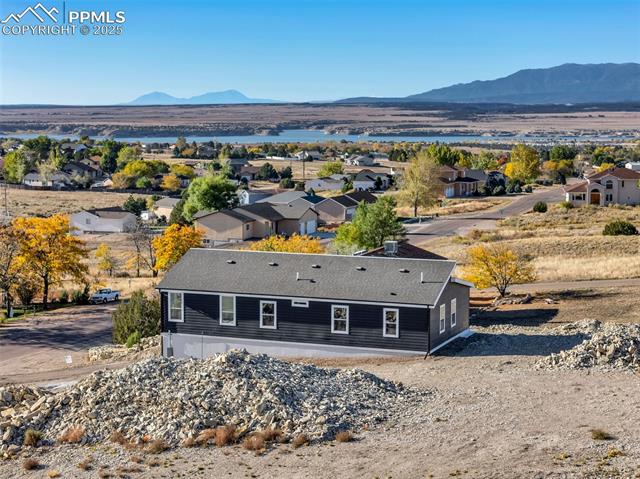 893 S Greenway Avenue