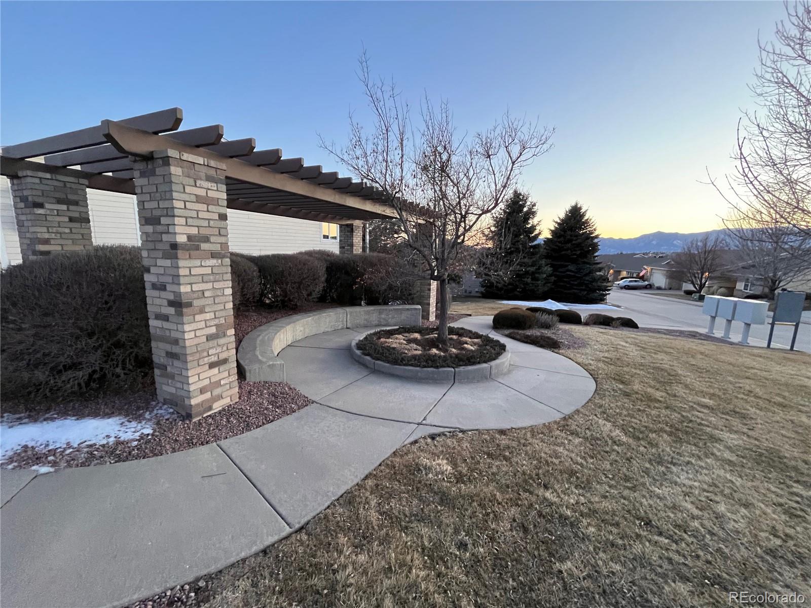 4255 Stonesthrow View