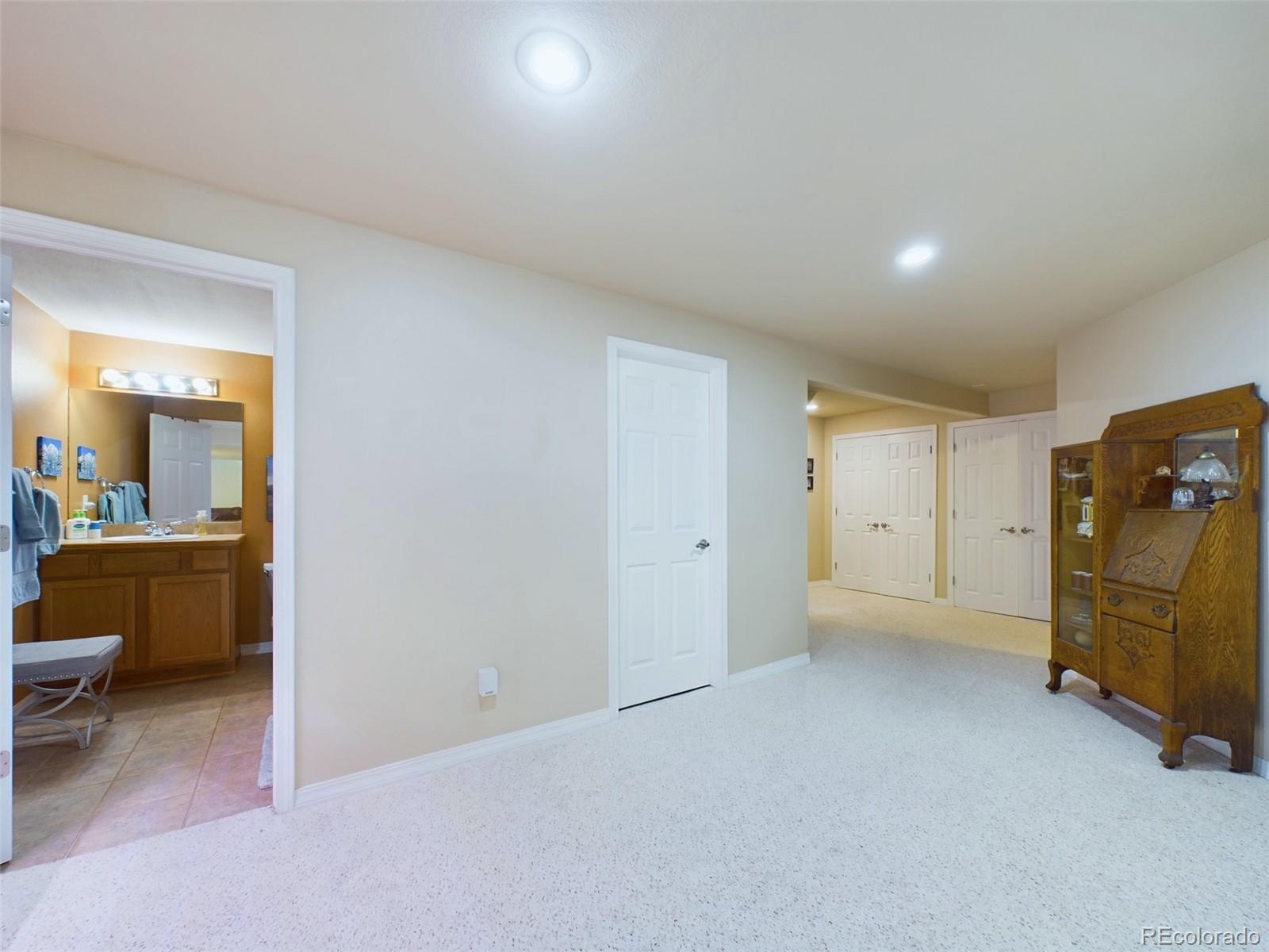 4255 Stonesthrow View