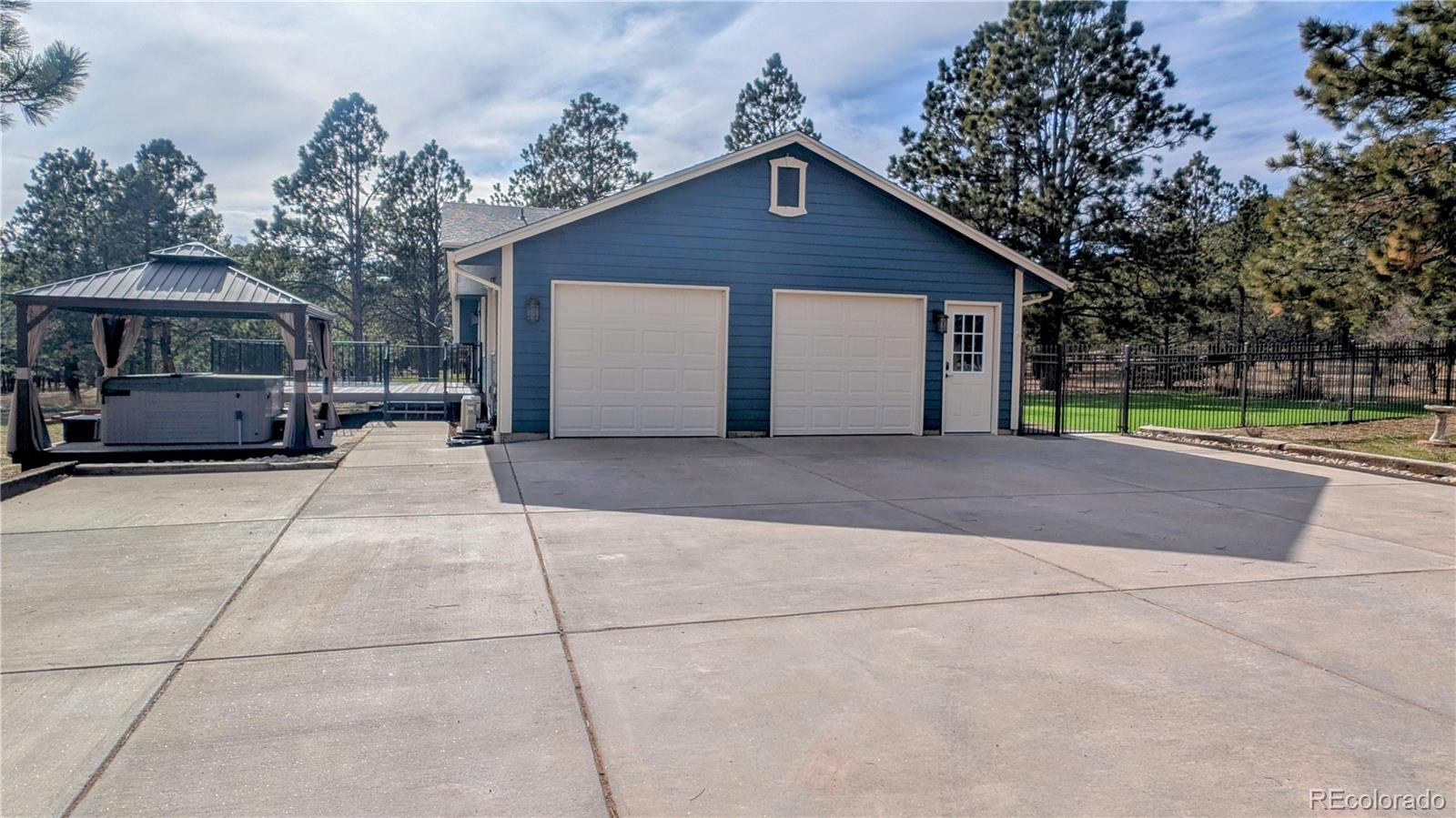 9755 Bennison Terrace