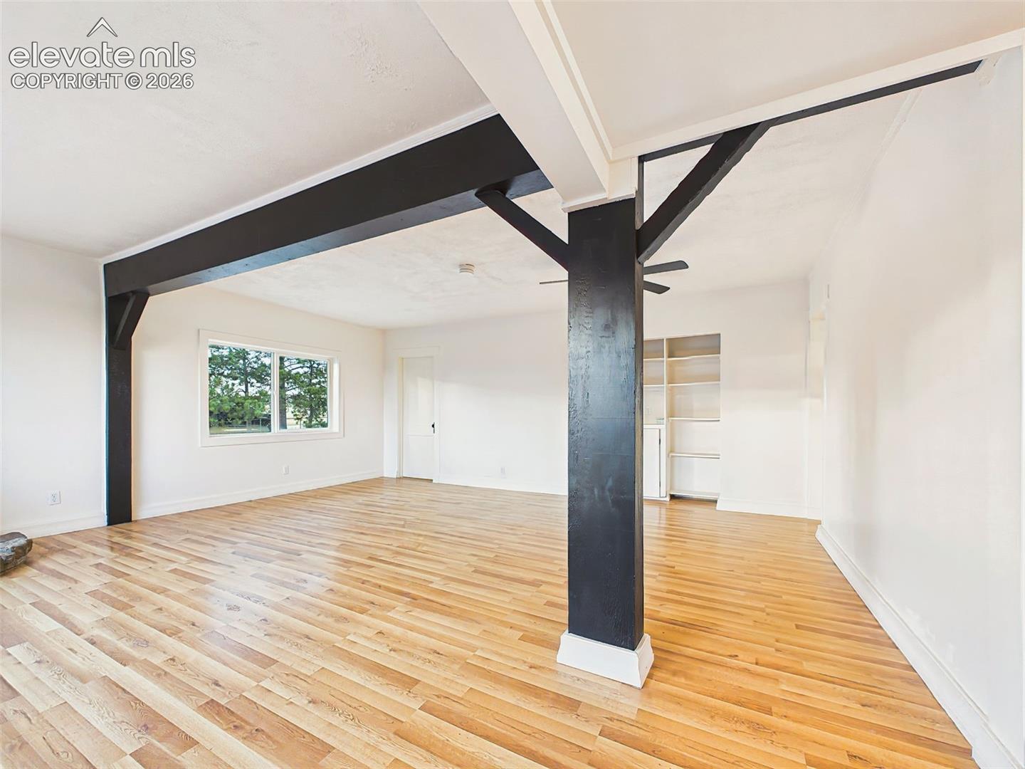 23015 Murphy Road