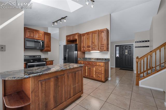 6430 Redstone Circle