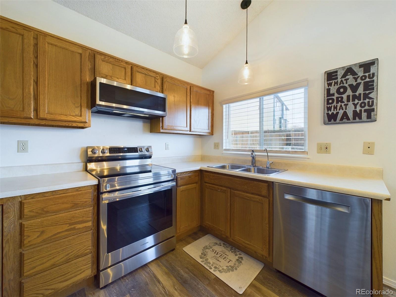 1020 Lords Hill Drive