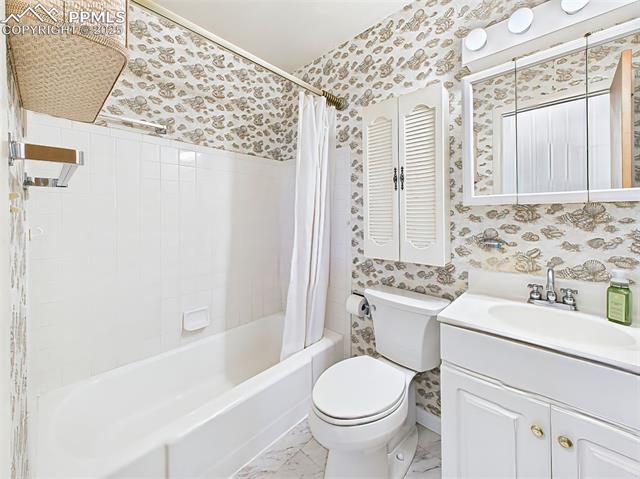 2112 Alpine Drive