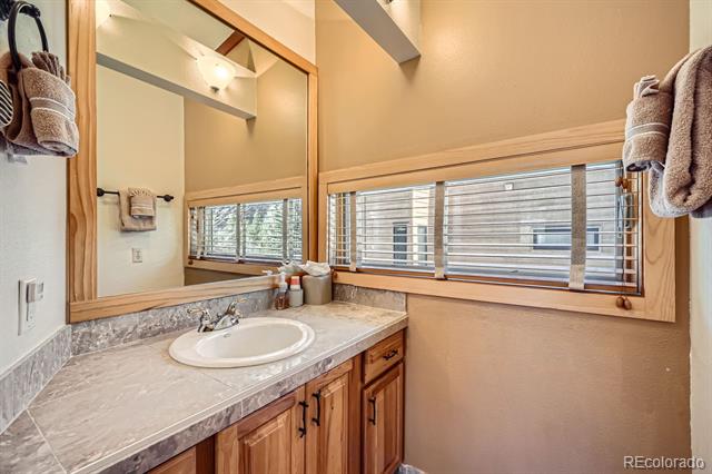 560 Tennis Club Road Unit: 1333