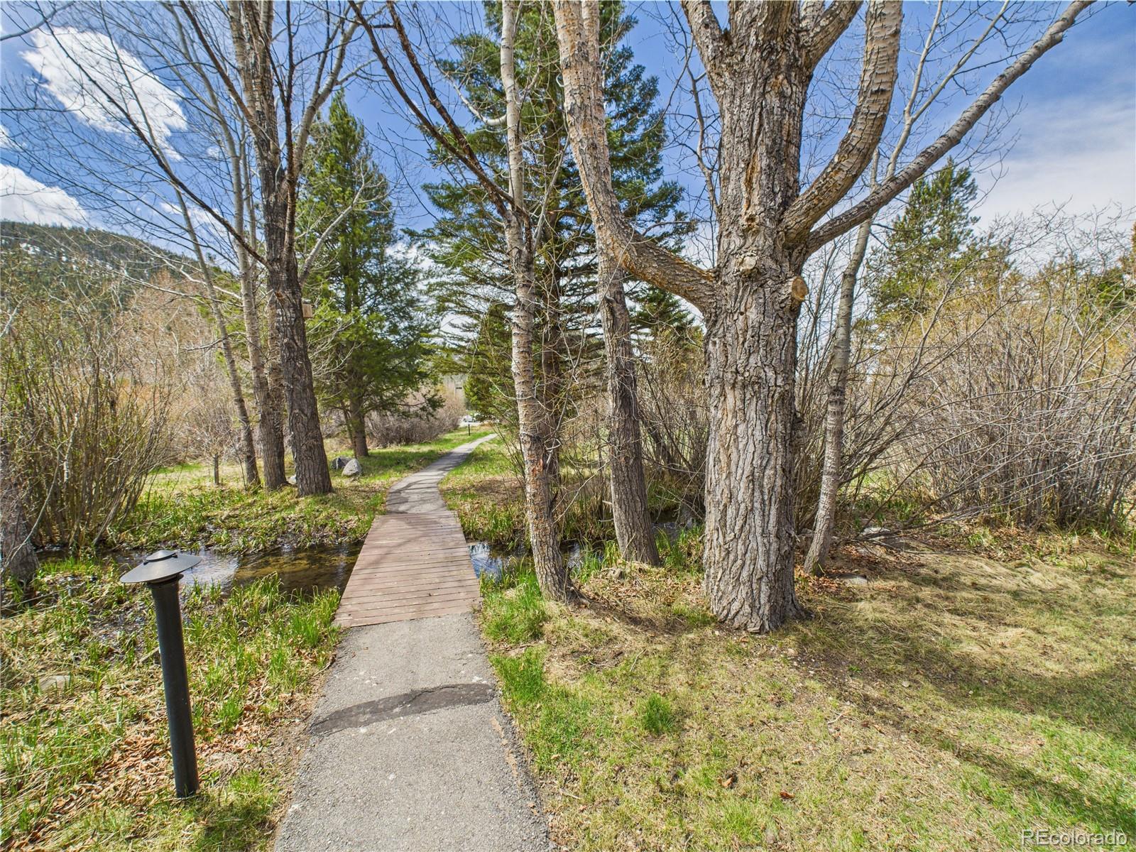 560 Tennis Club Road Unit: 1333