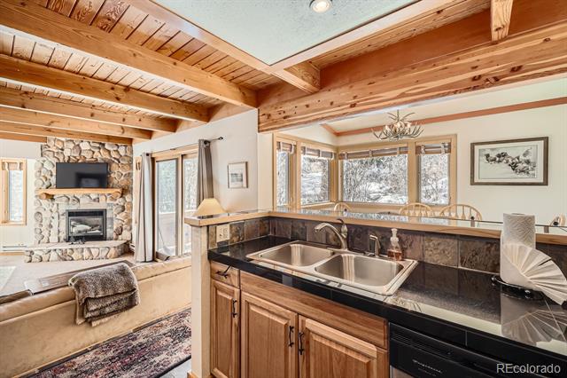 560 Tennis Club Road Unit: 1333