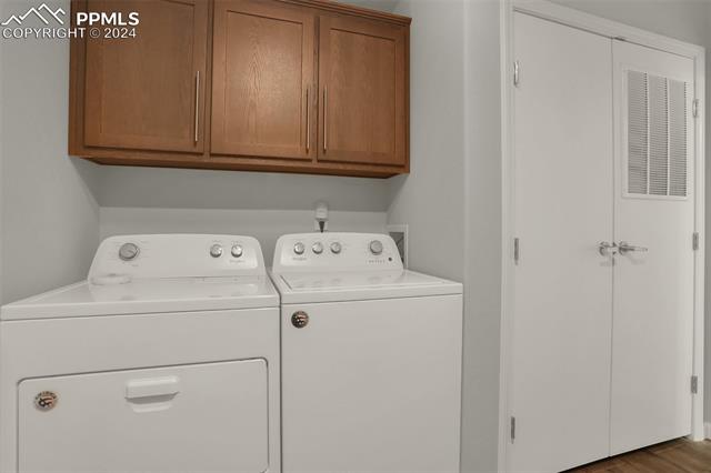 7403 Little Chief Court