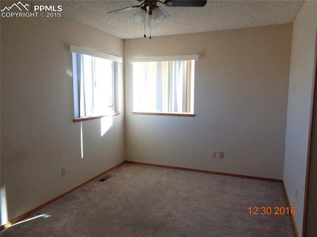 9350 Cormorant Drive