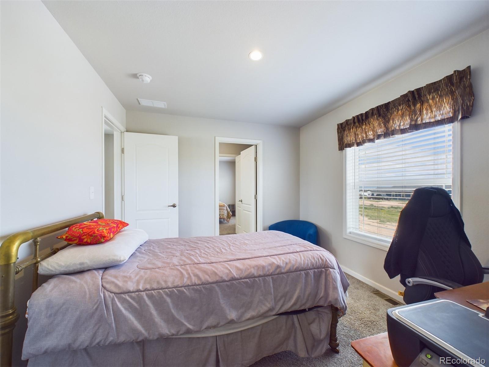 7403 Little Chief Court