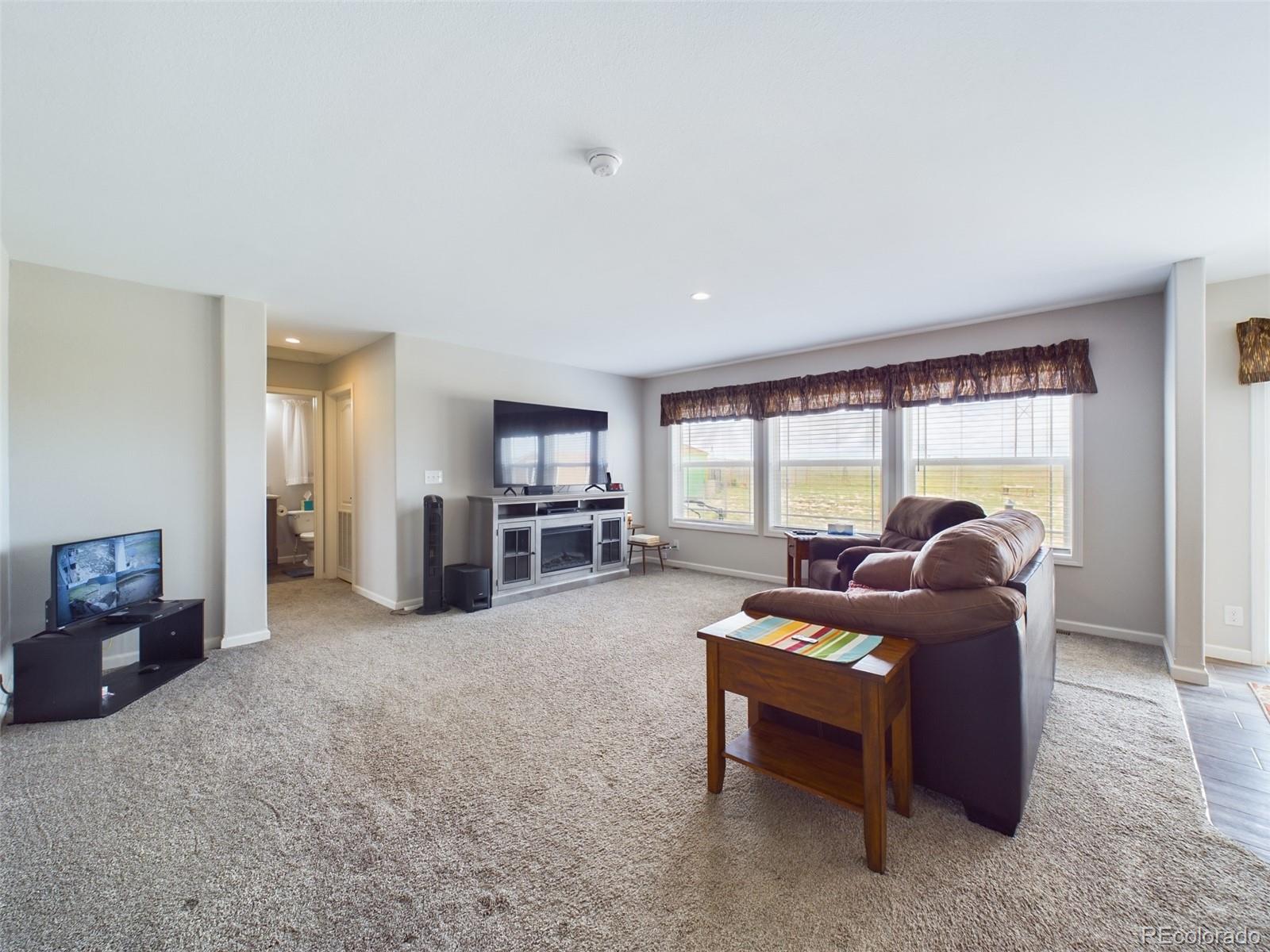 7403 Little Chief Court