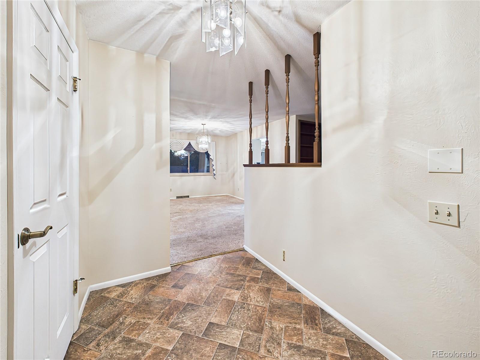 2210 Greenwich Circle