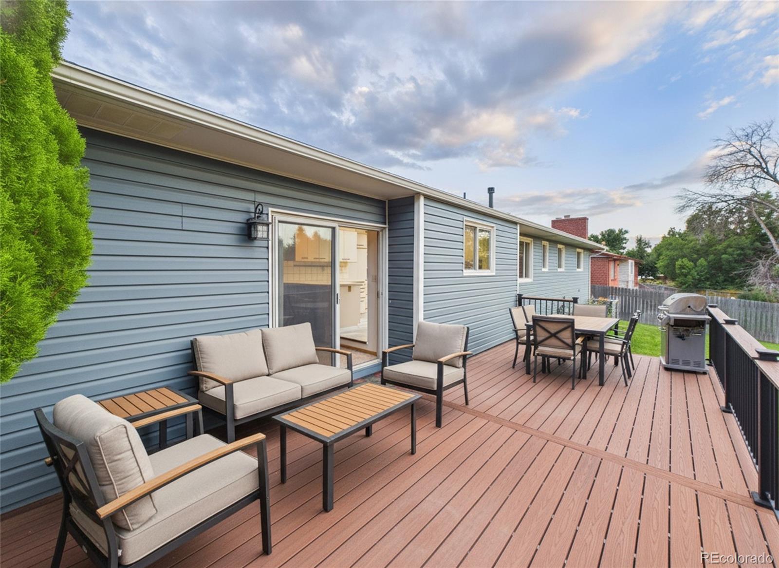 2210 Greenwich Circle
