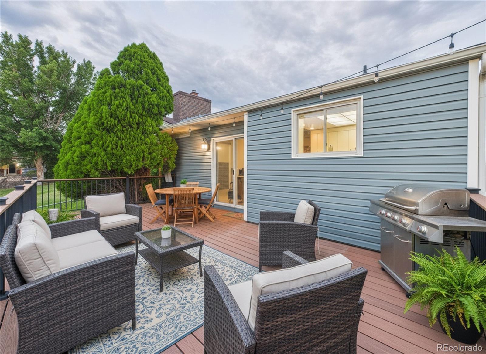 2210 Greenwich Circle