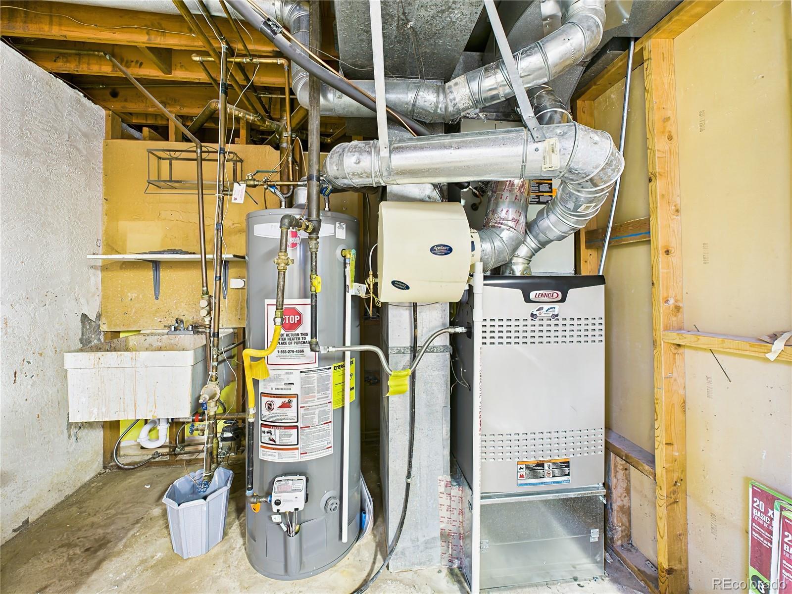 2210 Greenwich Circle