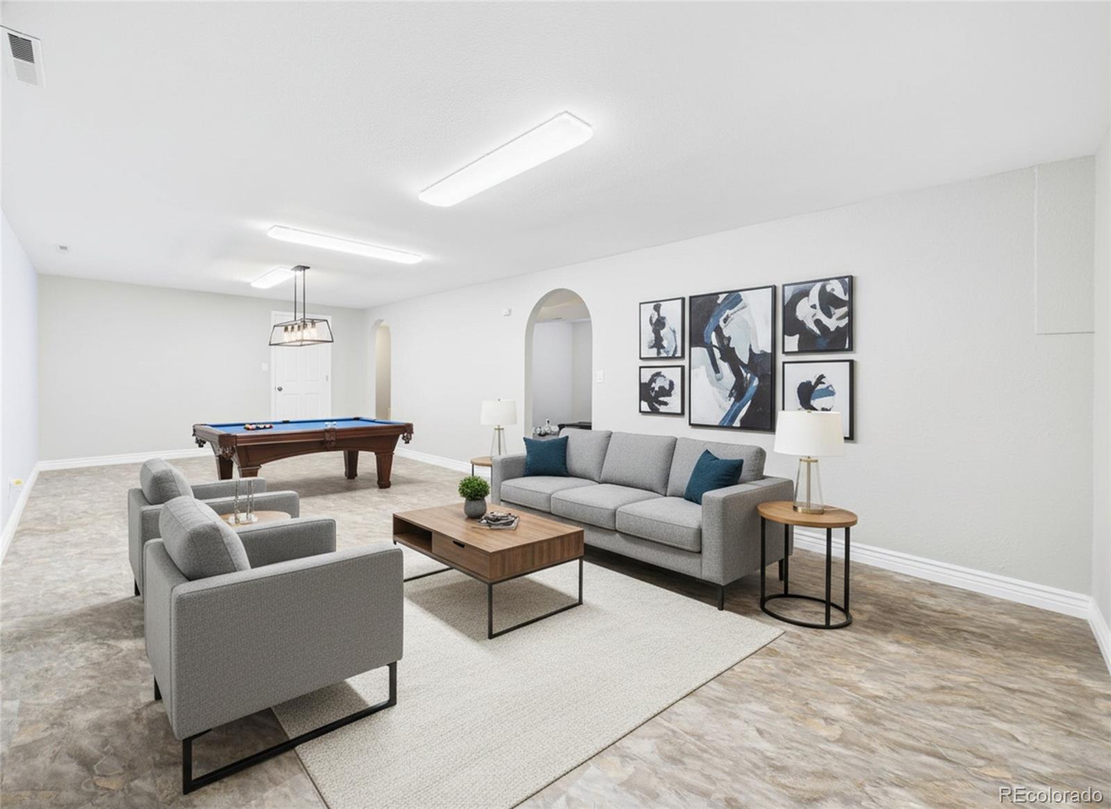 2210 Greenwich Circle