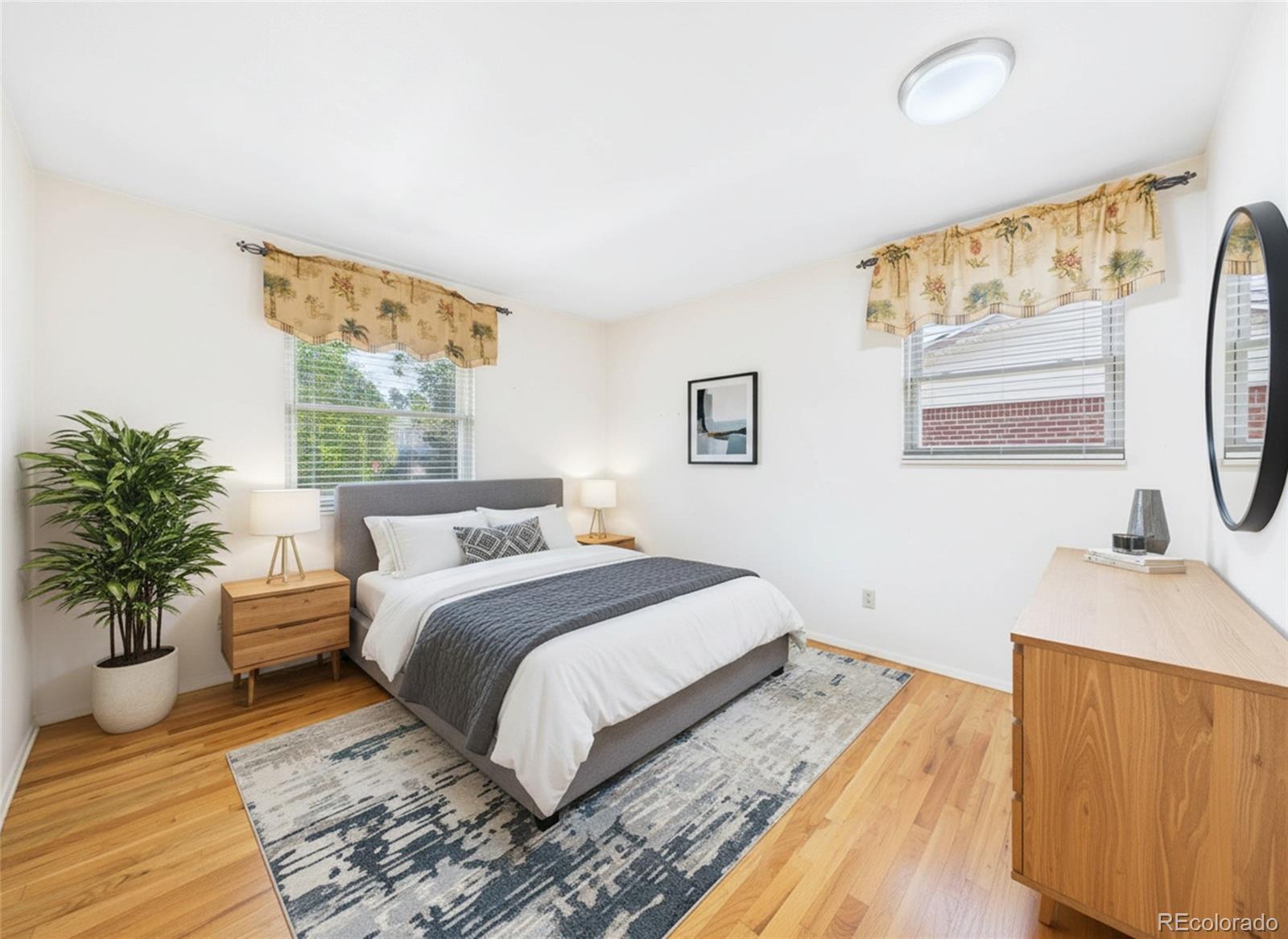 2210 Greenwich Circle
