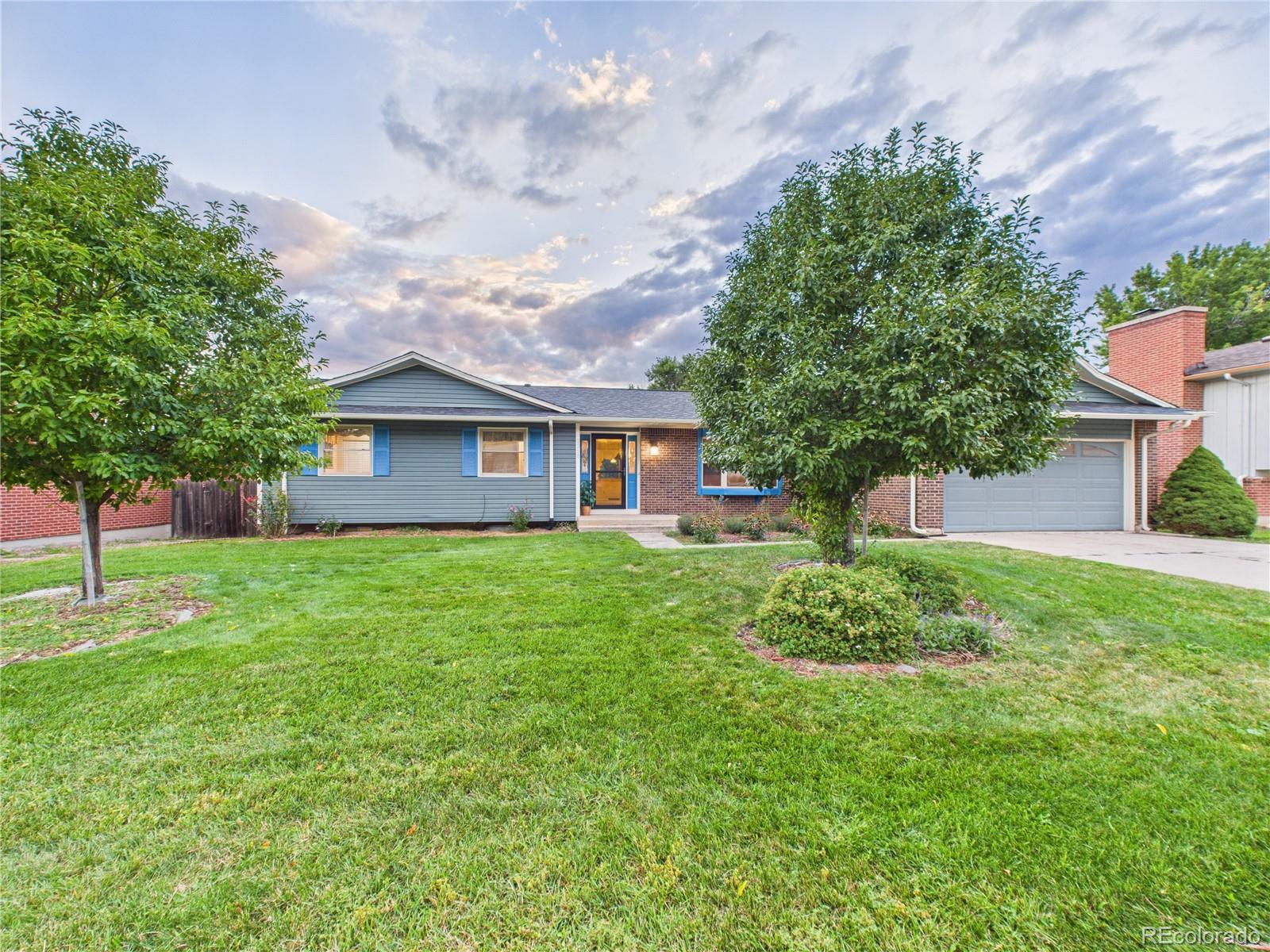2210 Greenwich Circle