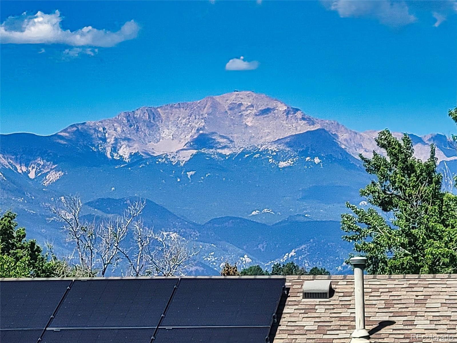 2210 Greenwich Circle