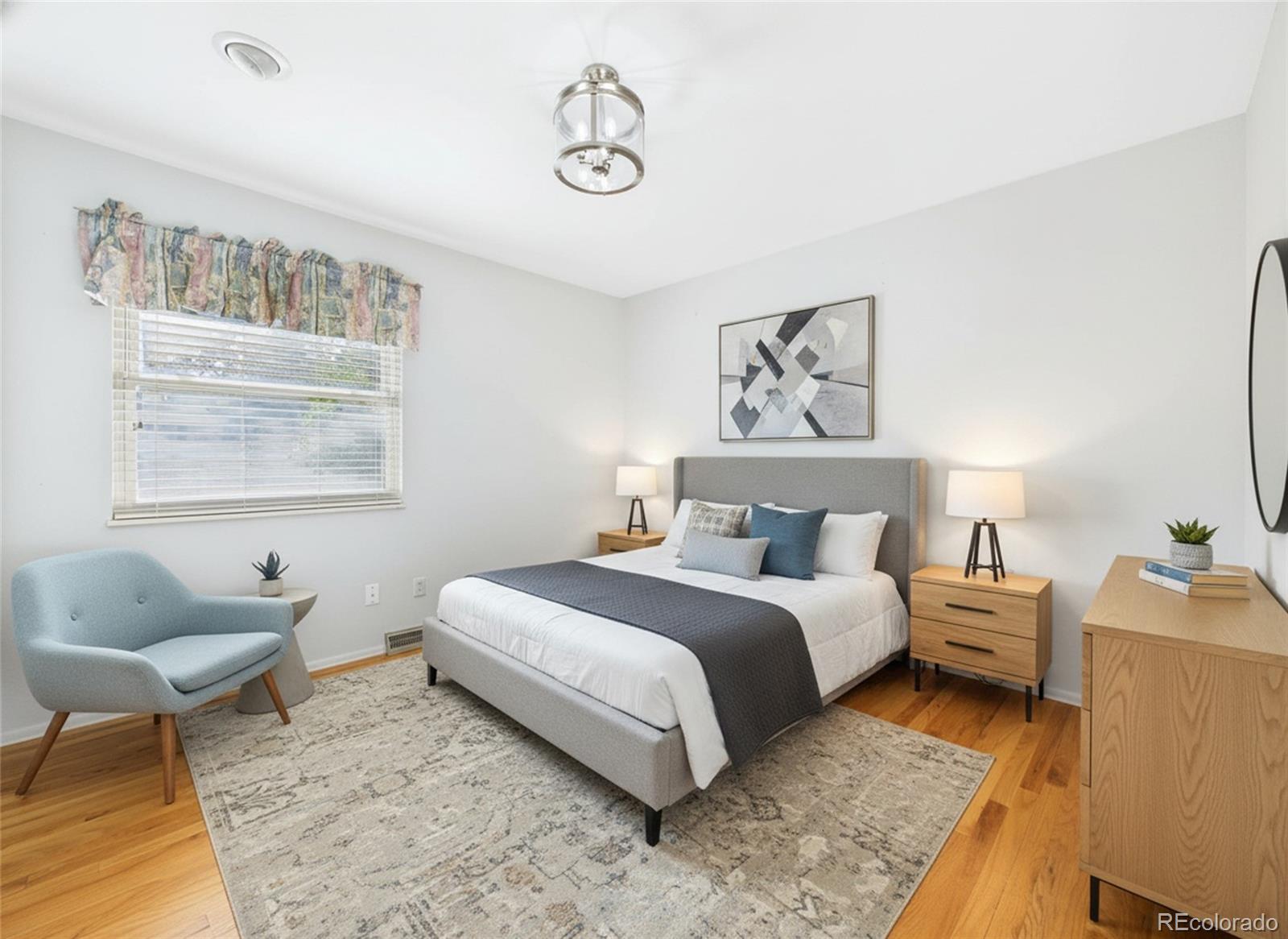 2210 Greenwich Circle