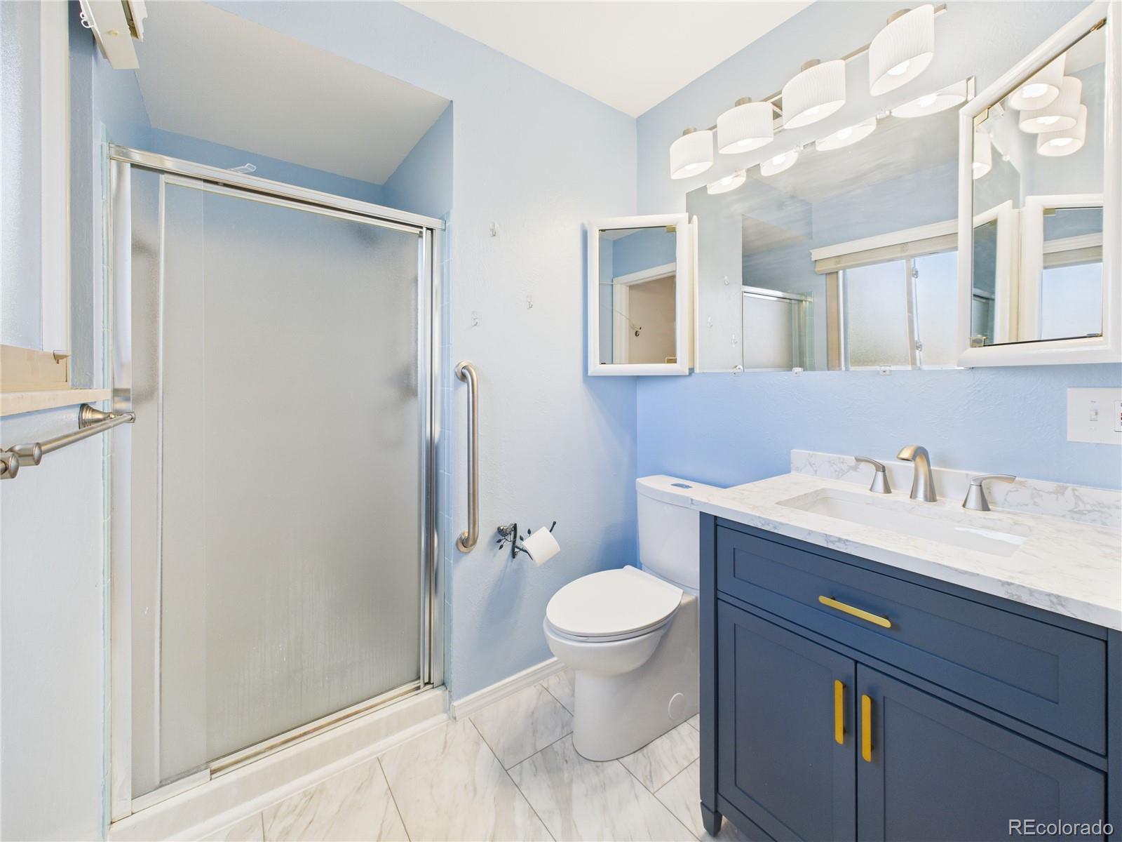 2210 Greenwich Circle