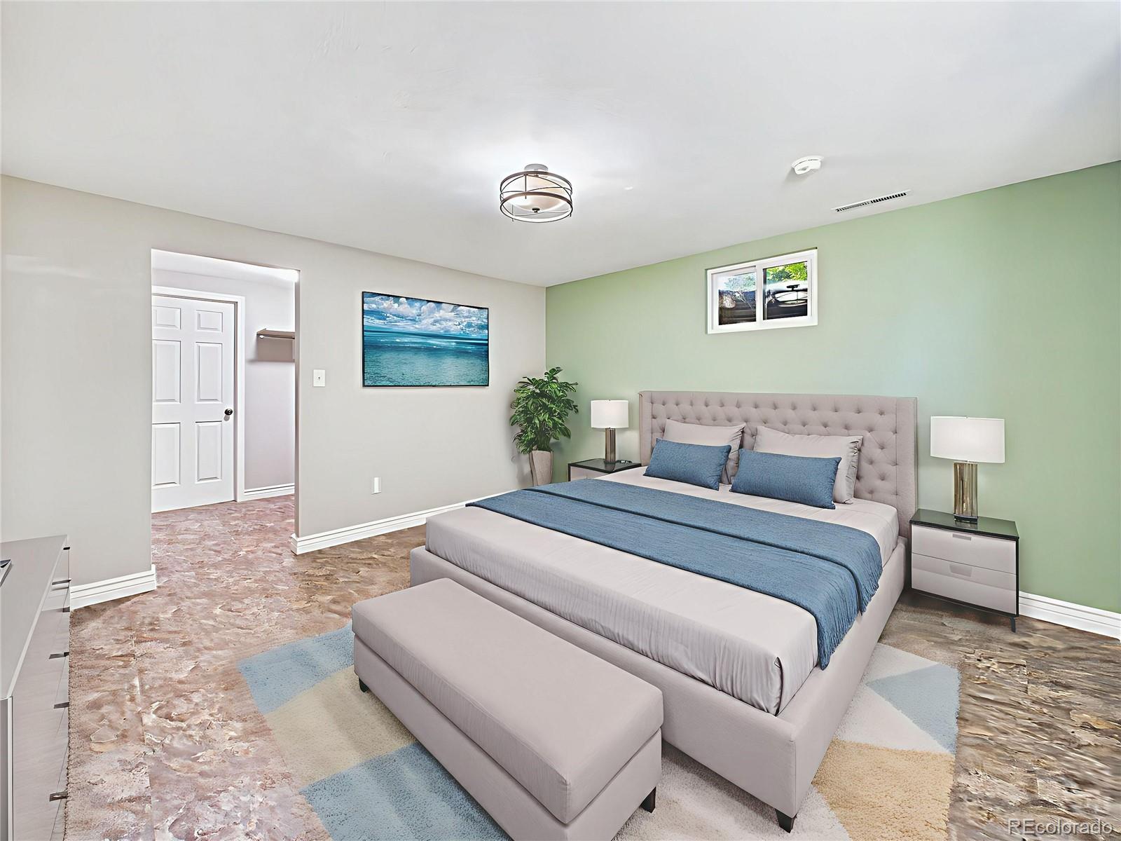 2210 Greenwich Circle