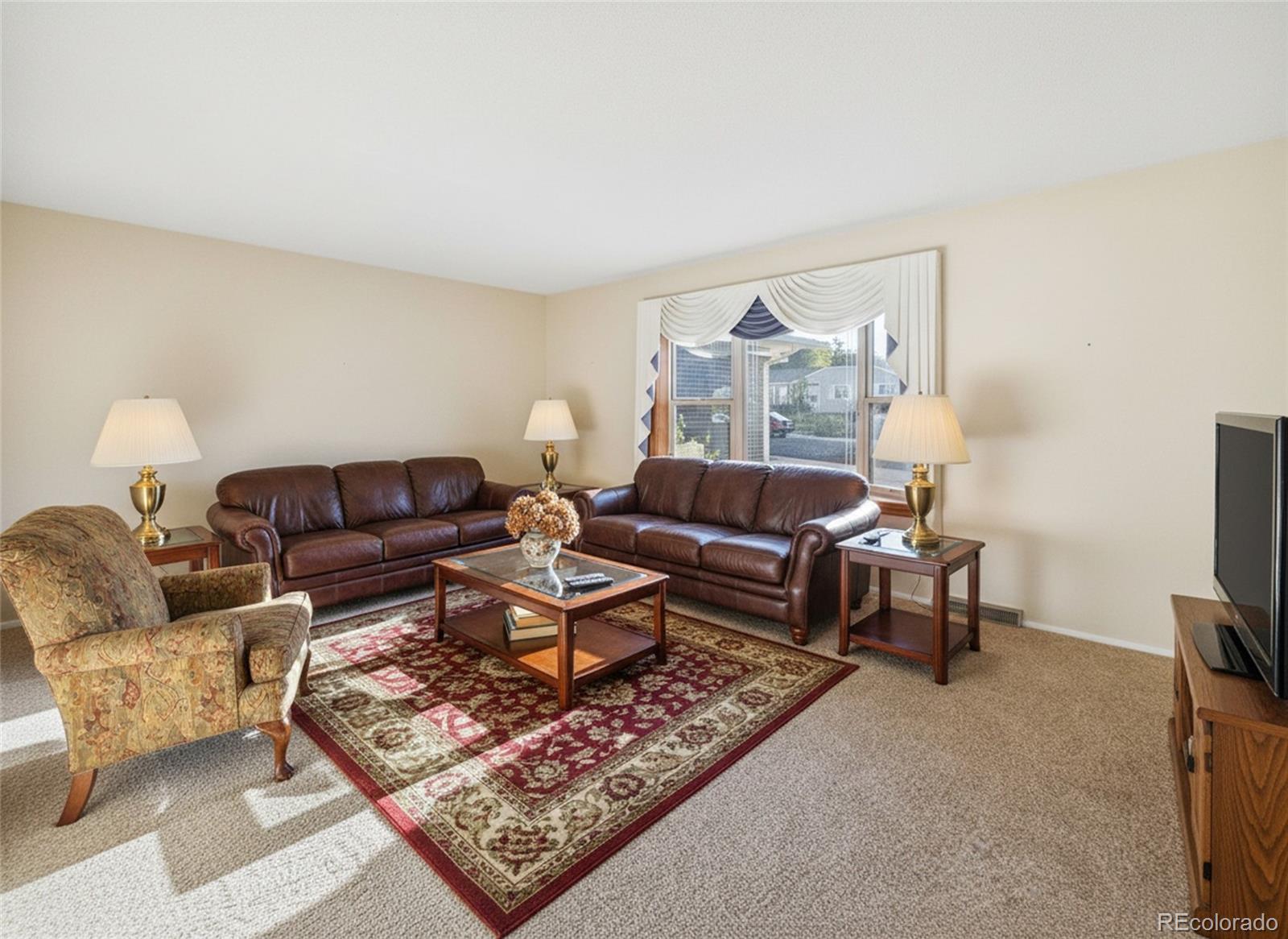 2210 Greenwich Circle
