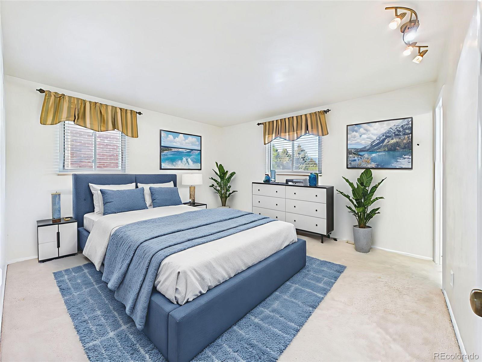 2210 Greenwich Circle