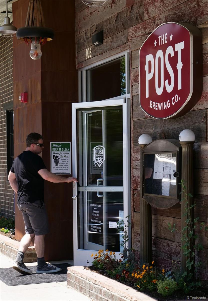 402 E Geneseo Street