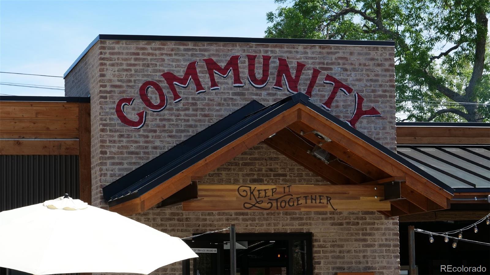 402 E Geneseo Street