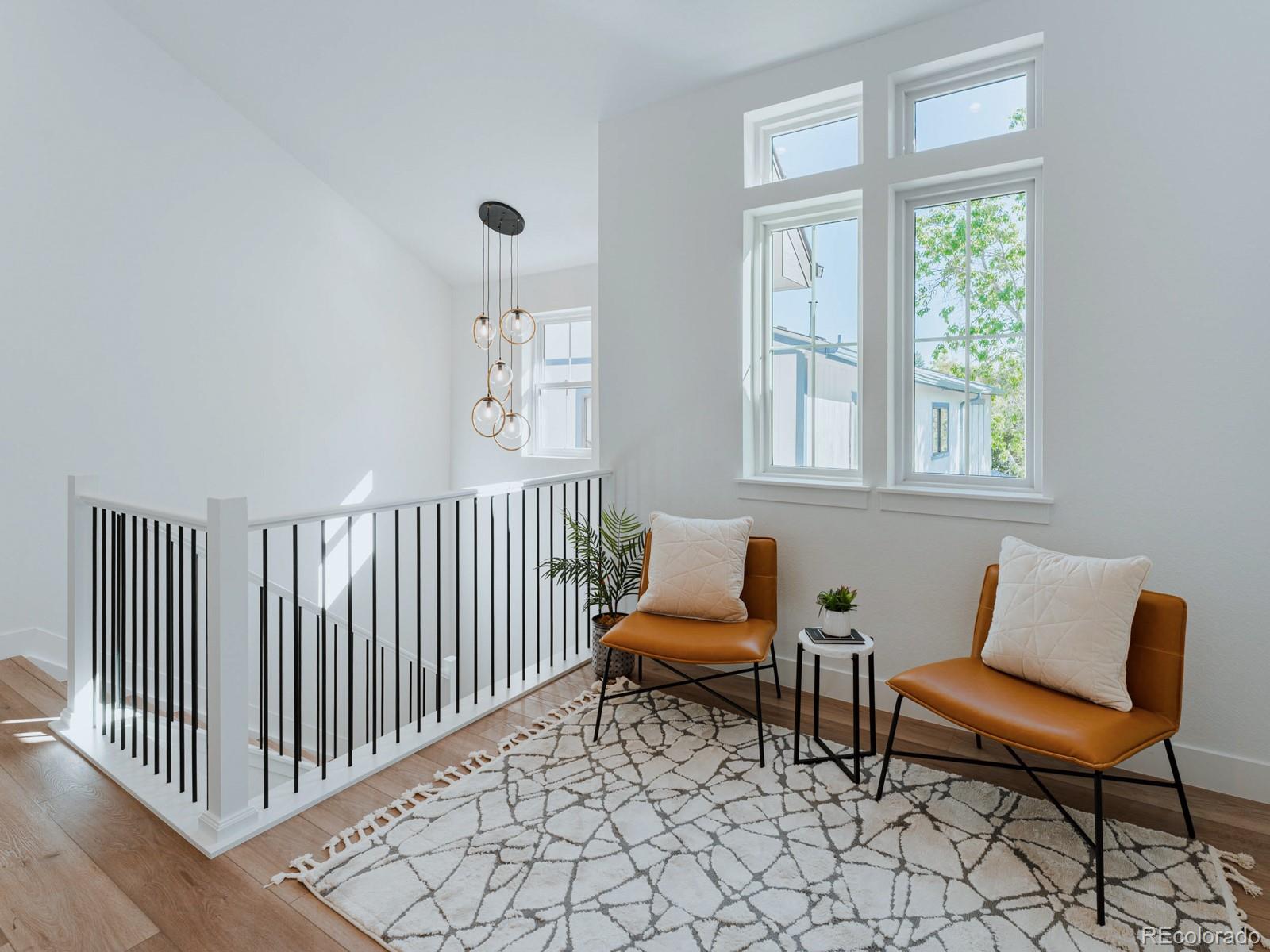 402 E Geneseo Street