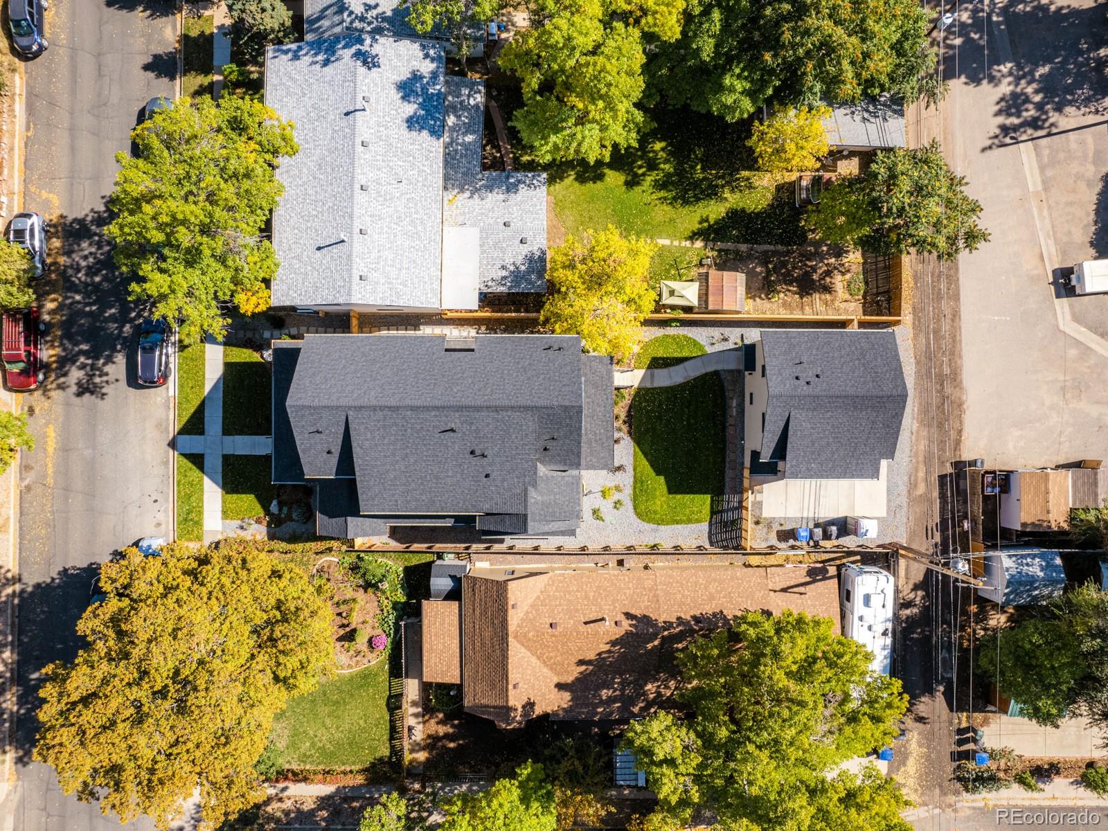 402 E Geneseo Street