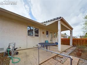 860 Loma Point