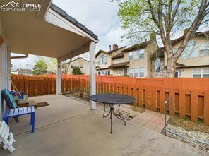 860 Loma Point