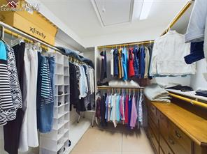 860 Loma Point