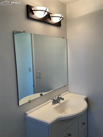 7125 White Mountain Drive