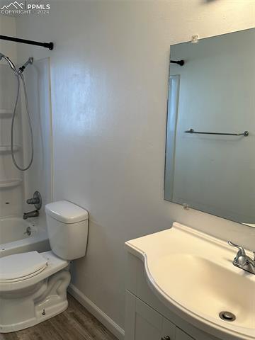 7125 White Mountain Drive