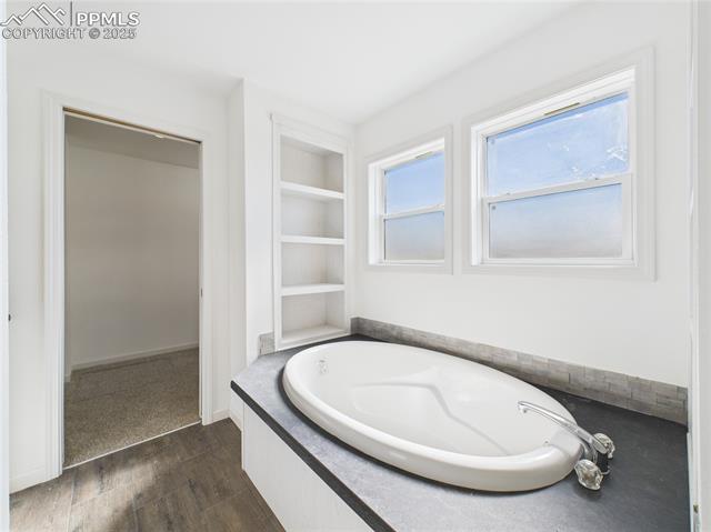 964 S Greenway Avenue