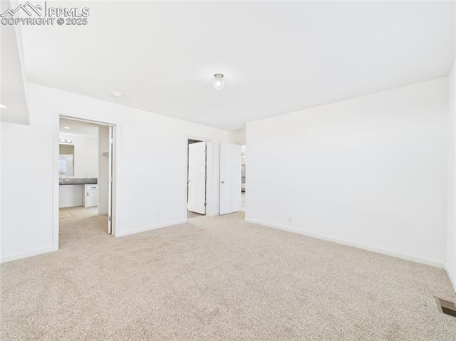 964 S Greenway Avenue